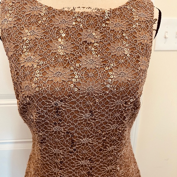 Alex Evenings Sequin Tier Dress - Size 8 - New Condition - Picture 3 of 10